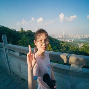 仰映容